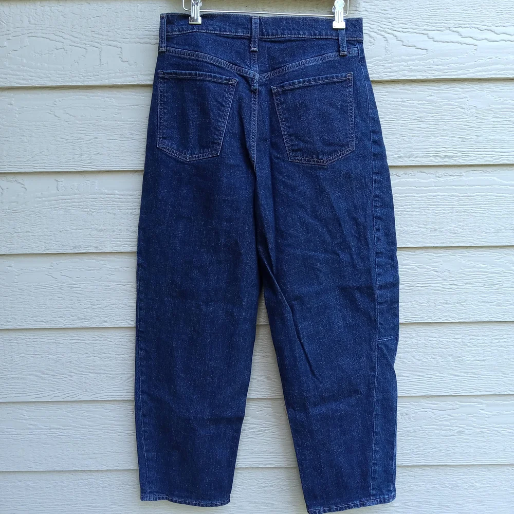 Old Navy Barrel Leg High-Rise Dark Blue Jeans Size 8 Tall